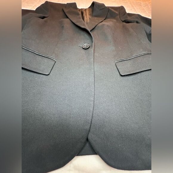 Theory Single Breasted Black Blazer Size 2 - Picture 4 of 7